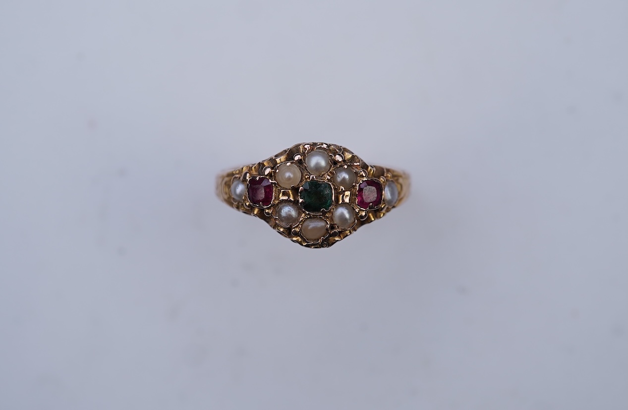 A Victorian paste and seed pearl ring, mid 19th century